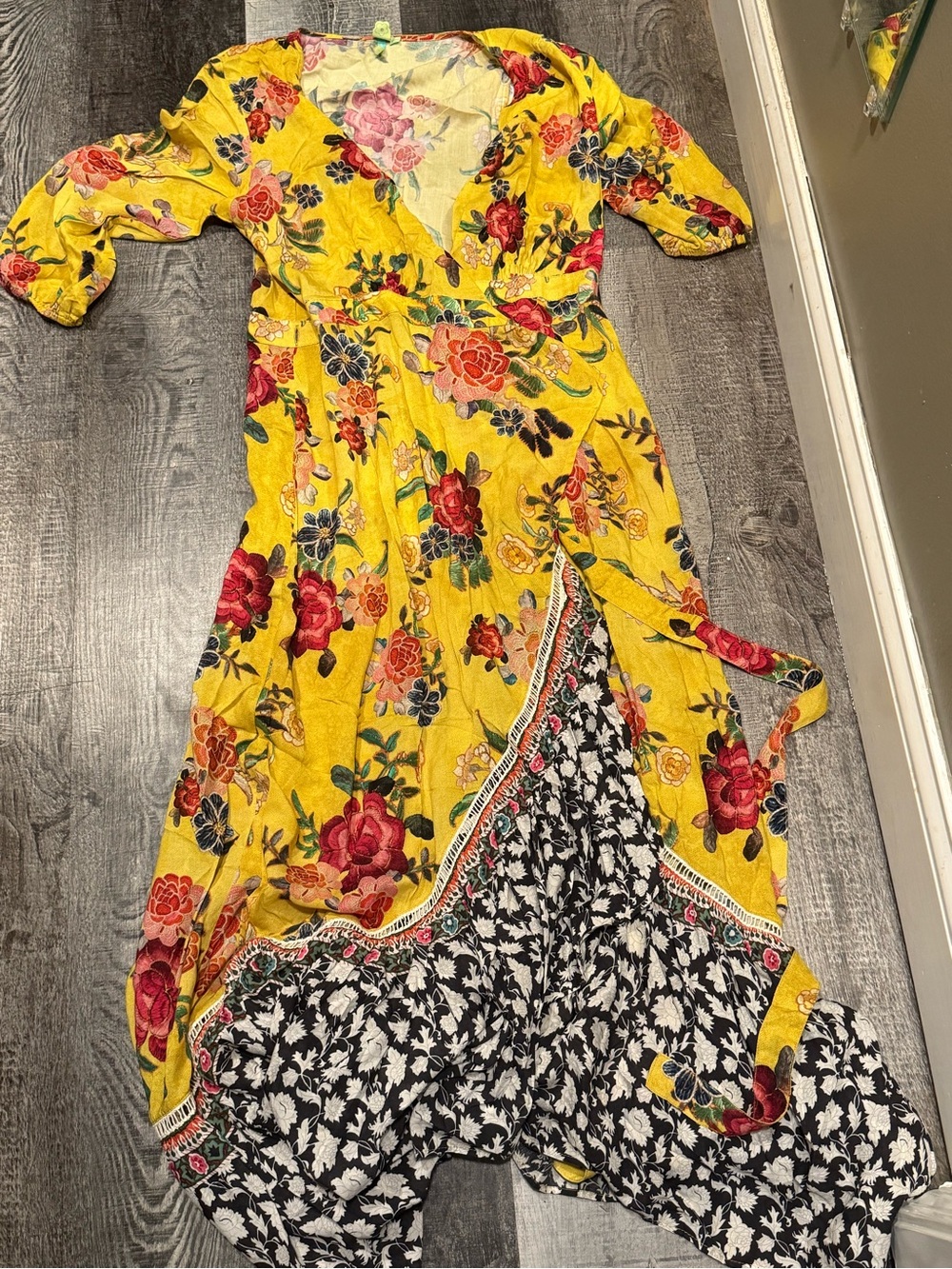 FARM Rio Sunlit Maxi Dress - Picture 4 of 4